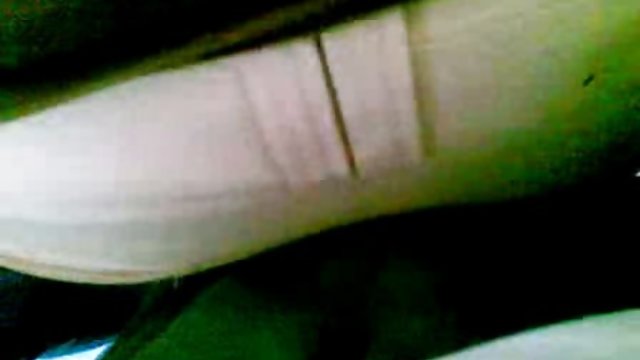 XXX بدون ثبت نام فاحشه راننده گویای دانلود سکس های ایرانی راننده را با دادن یک ضربه یی در ماشین