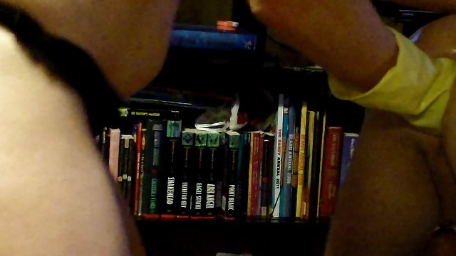 XXX بدون ثبت نام من رویای یک دختر گربه دوست دخترم را برای مدت طولانی در آغوش گرفتم و منتظر بودم که او به توالت کلیپهای سکسی ایرانی برود، بعد از او جیغ کشیدم و شکافش را روی توالت گذاشت