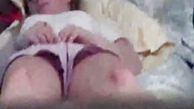 XXX بدون ثبت نام جوجه روسیه استمناء فیلم سیسکی ایرانی و پس از آن در یک پسر
