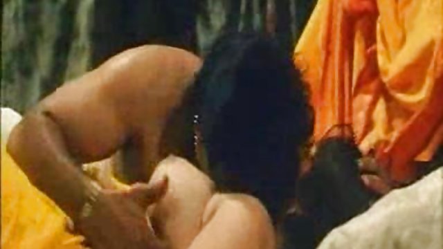 XXX بدون ثبت نام خود را کلیپ فیلم ایرانی سک در مقعد قرار داده است