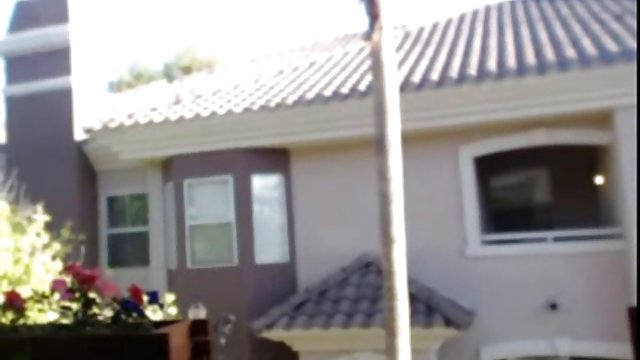 XXX بدون ثبت نام یک زن جوان عضله اسب را فیلم های سکی در الاغ کشت