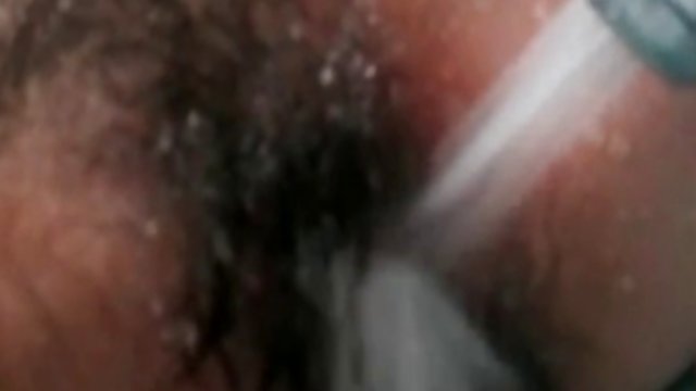 XXX بدون ثبت نام زیبایی برزیل سارا لوپز به طرز ماهرانه ای به پاپ خجالتی اش پی فيلمهاي سكسي ايراني برد