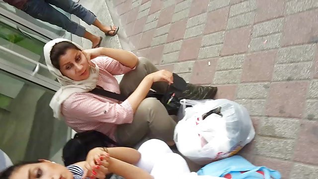 XXX بدون ثبت نام لعنت الاغ را در الاغ و در سايتهاي سكسي ايراني دهان قرار داده است